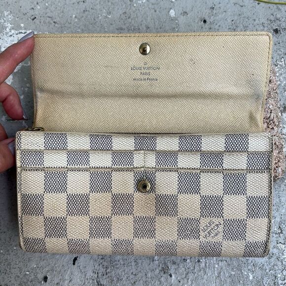 Louis Vuitton Beige and Brown Checkered Wallet - Picture 8 of 13